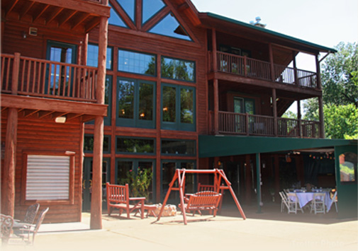 The Lodge at Grant's Trail - Backyard Garden Rental Space